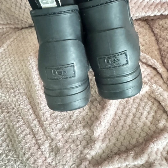UGG Black Winter Rain Boots - Picture 3 of 4